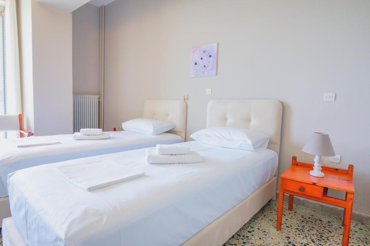 Hotel Korfos - Ξενοδοχείο Κόρφος Renovated Bagian luar foto