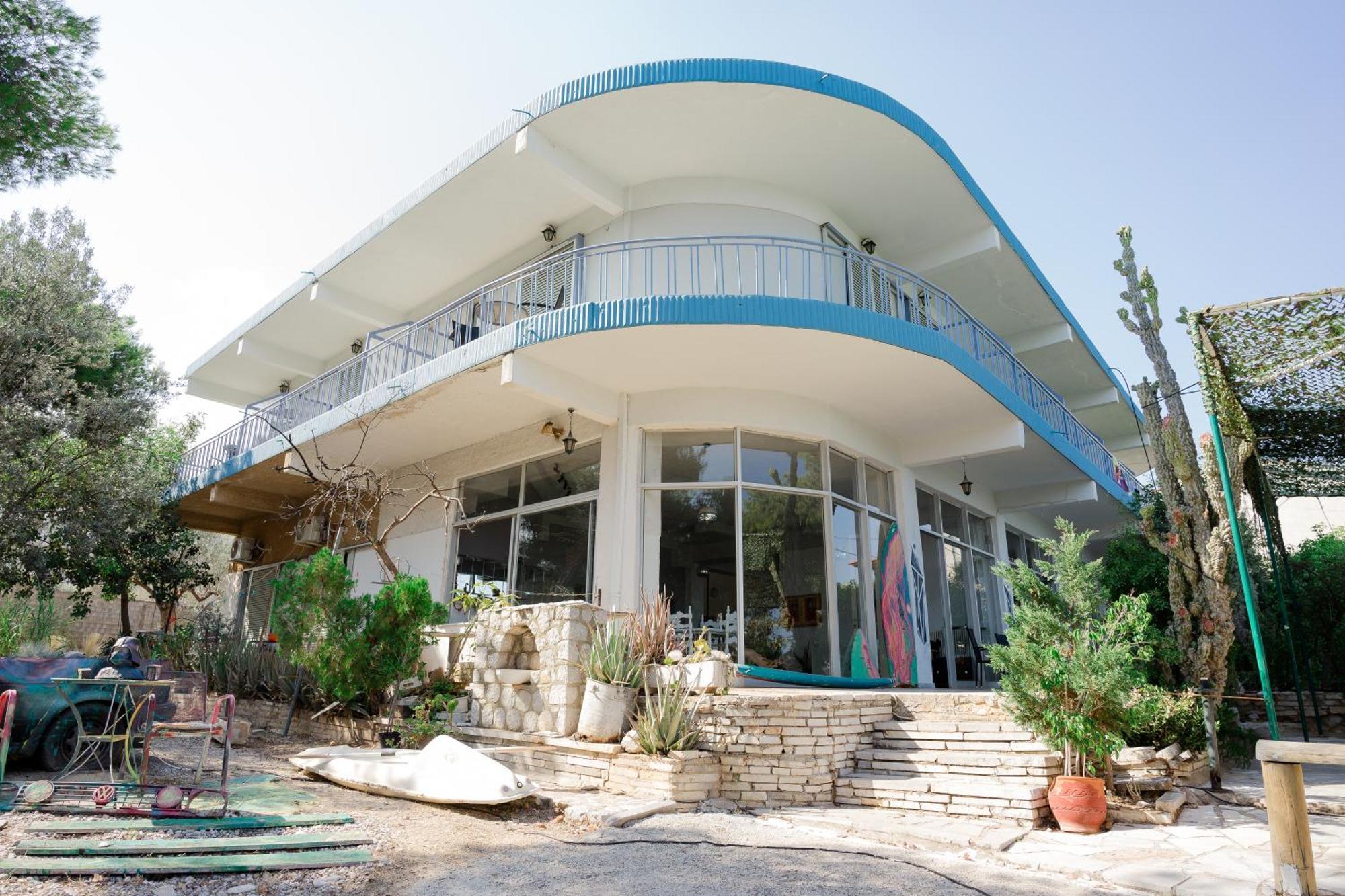 Hotel Korfos - Ξενοδοχείο Κόρφος Renovated Bagian luar foto