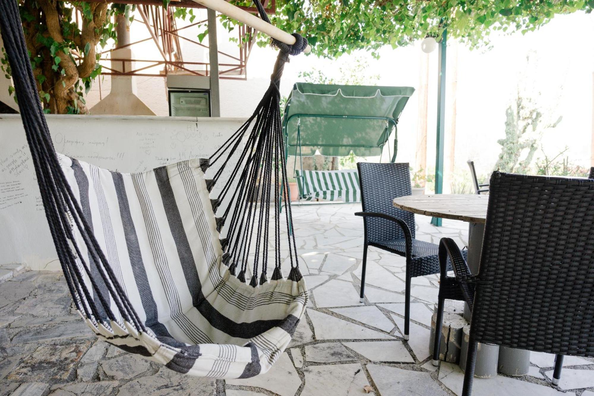 Hotel Korfos - Ξενοδοχείο Κόρφος Renovated Bagian luar foto