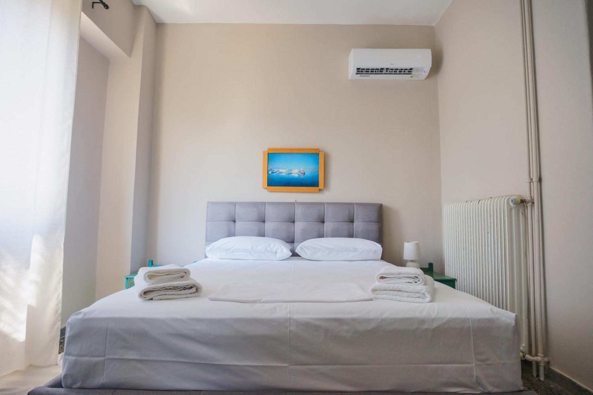 Hotel Korfos - Ξενοδοχείο Κόρφος Renovated Bagian luar foto