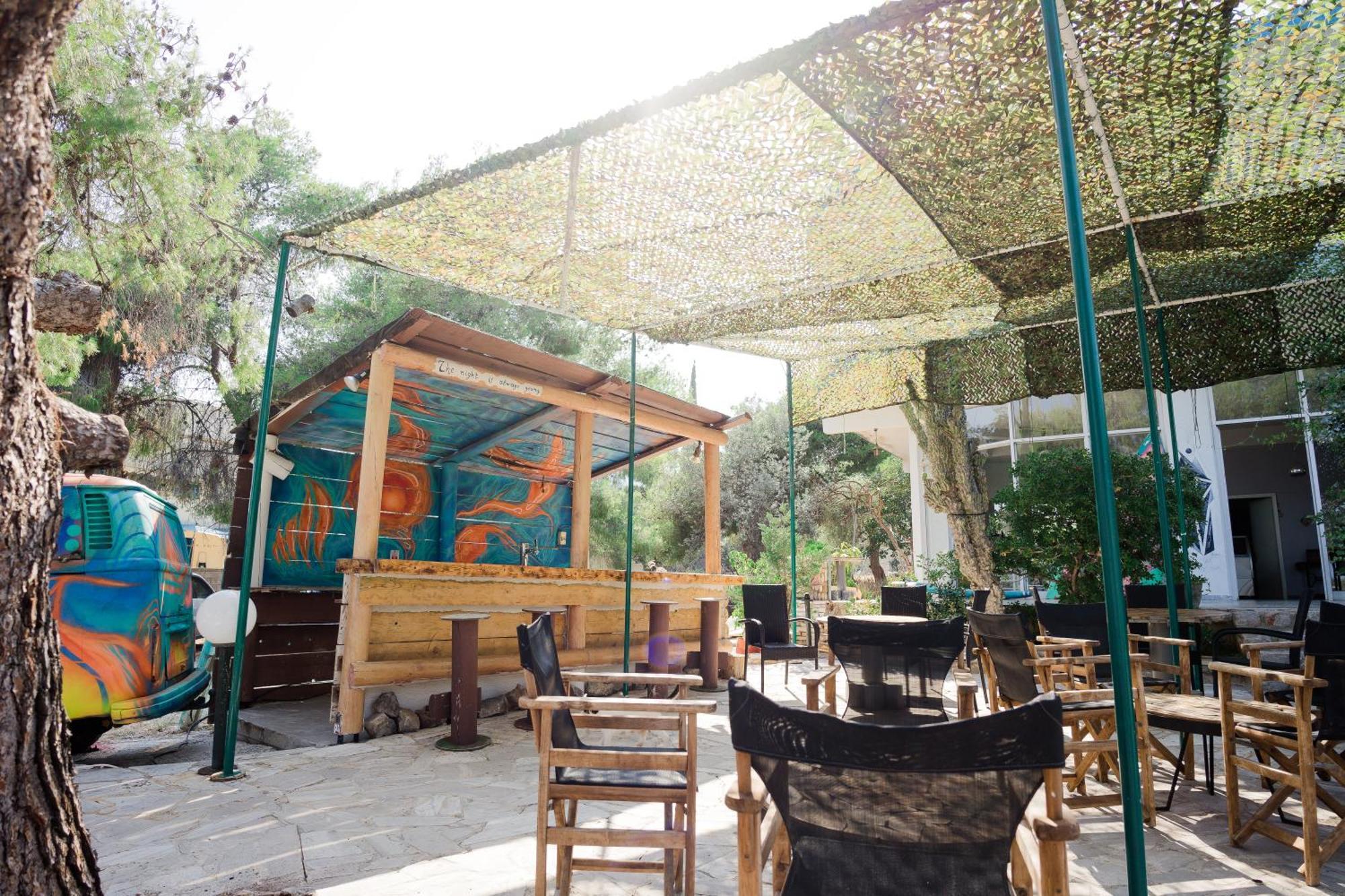 Hotel Korfos - Ξενοδοχείο Κόρφος Renovated Bagian luar foto